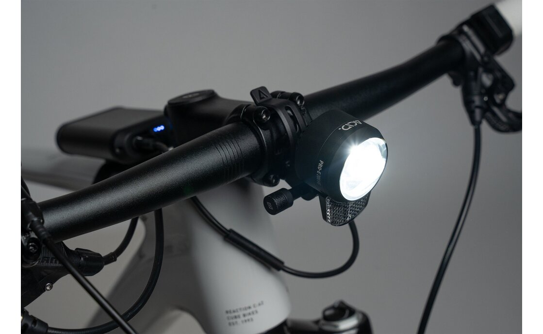 Cube ACID Frontlicht Pro-E 200 HB Powerbank