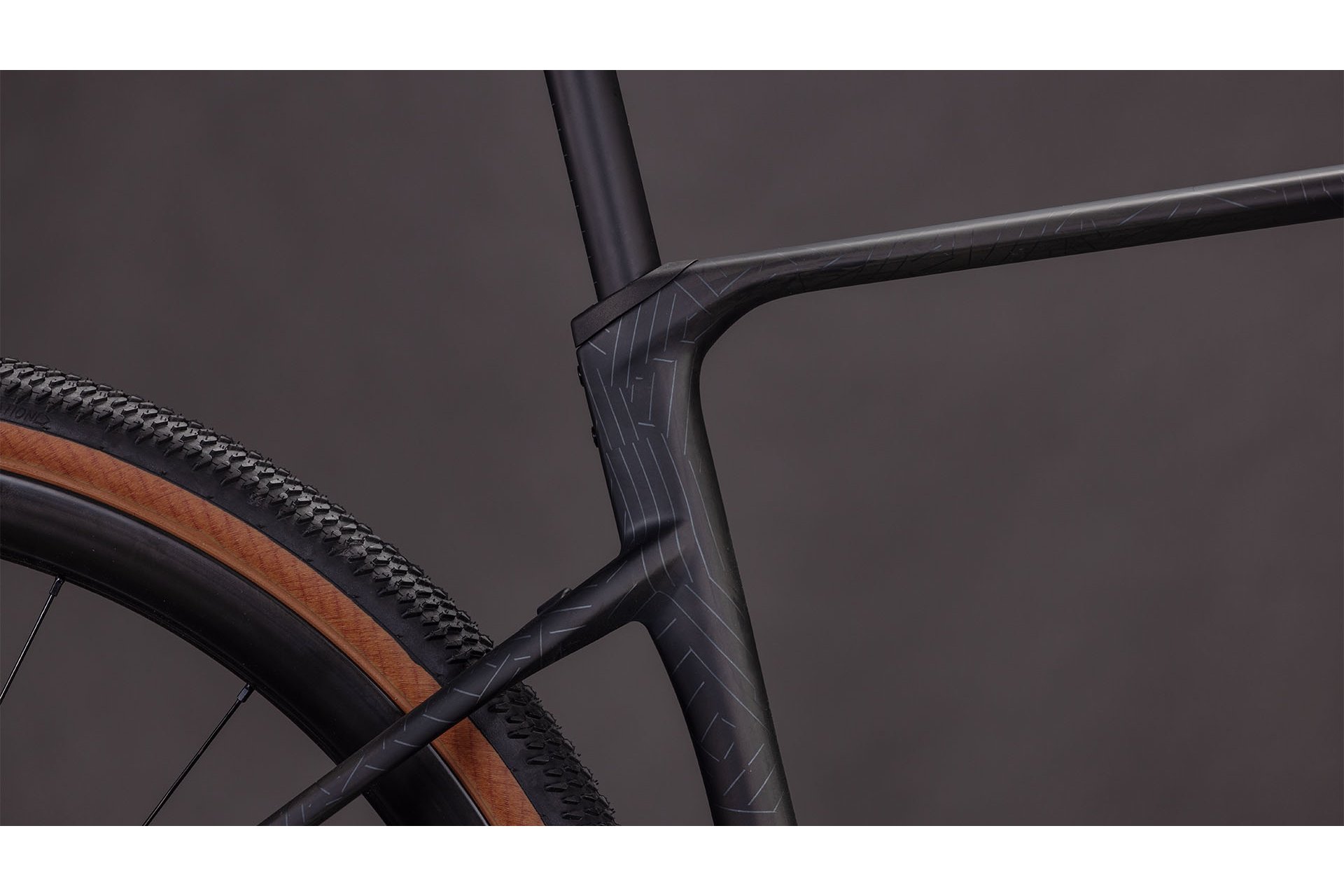 Cube Nuroad C:62 EXC - 28 Zoll - Diamant - 2026