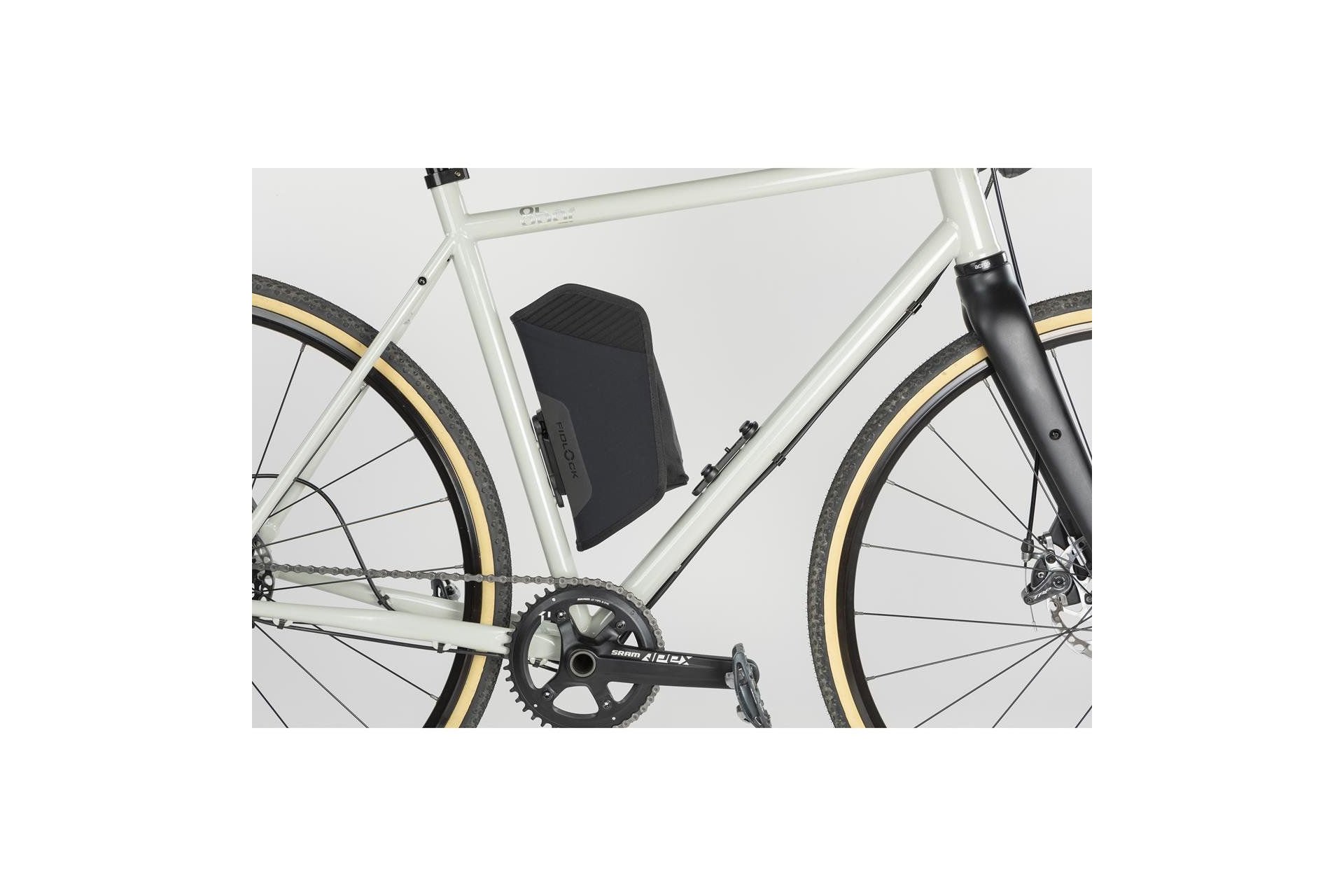 Fidlock Twist Essential Bag L mit Bike Base Flaschenhalter - 2,4 L - 2026