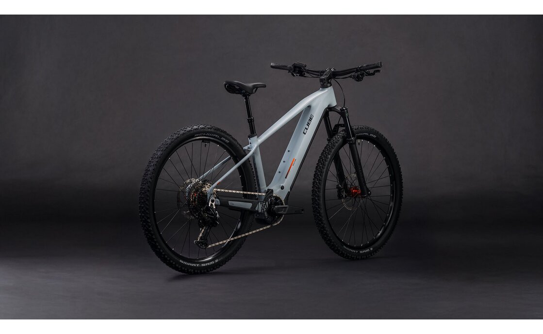Cube Reaction Hybrid Race 800 - 800 Wh - 29 Zoll - Diamant