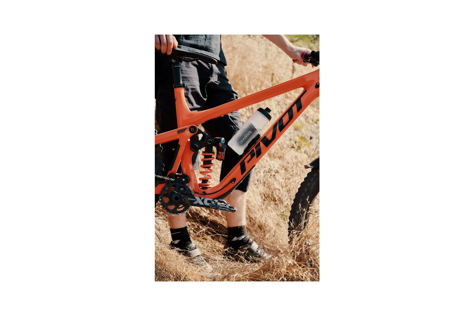 Fidlock Twist Trinkflasche 600 mit Bike Base Flaschenhalter
