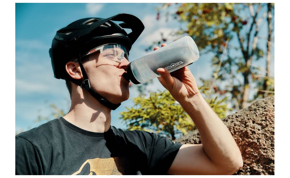 Fidlock Twist Trinkflasche 600 mit Bike Base Flaschenhalter