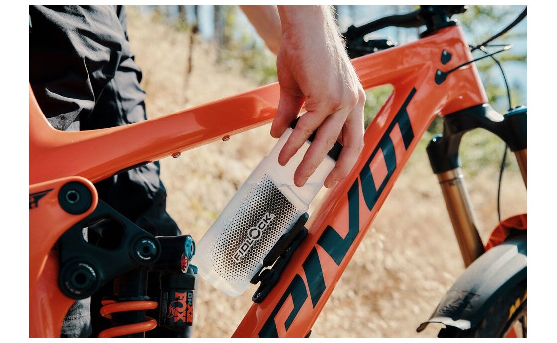 Fidlock Twist Trinkflasche 600 mit Bike Base Flaschenhalter