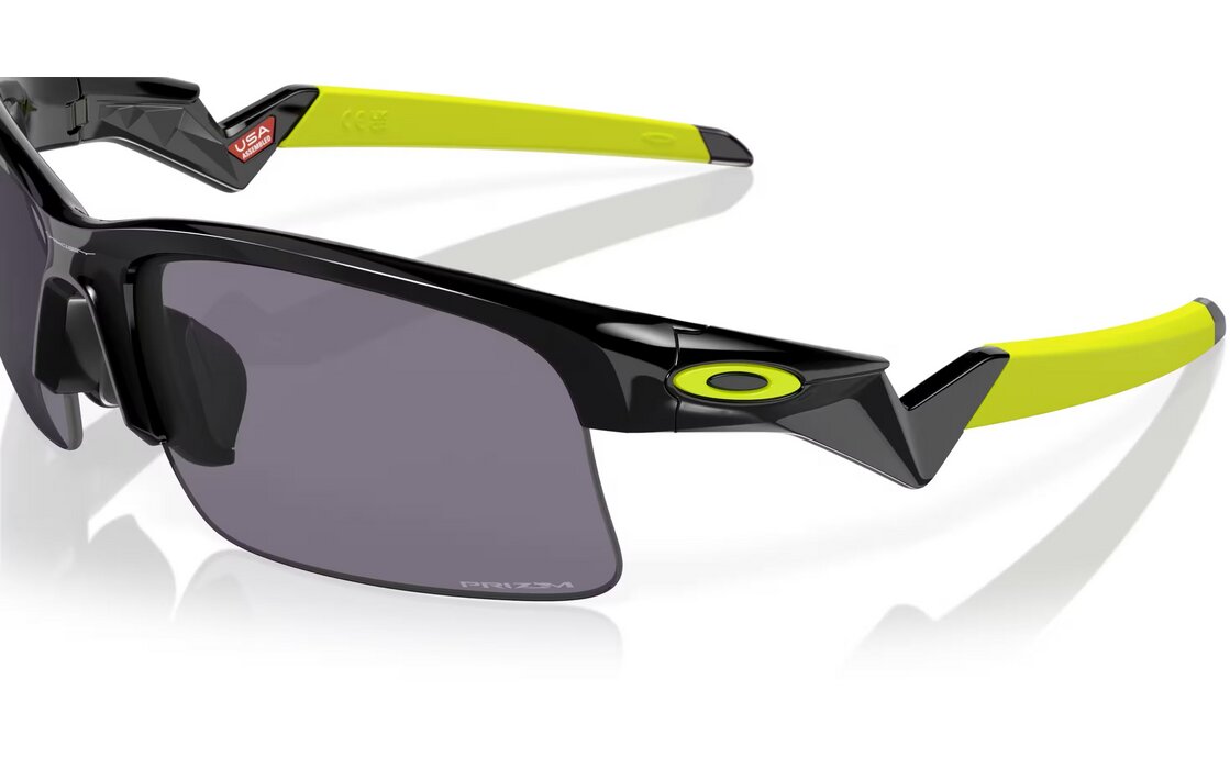 Oakley Capacitor Polished Black - Prizm Grey