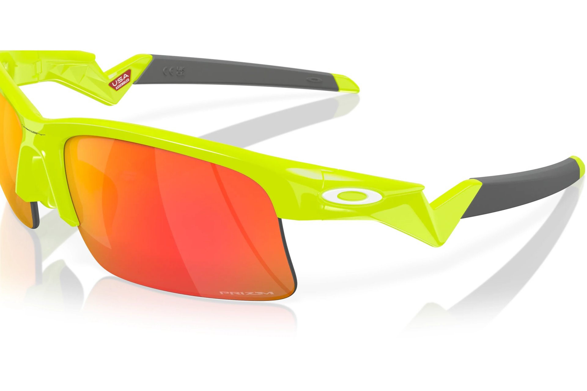 Oakley Capacitor Polished Retina Burn - Prizm Ruby