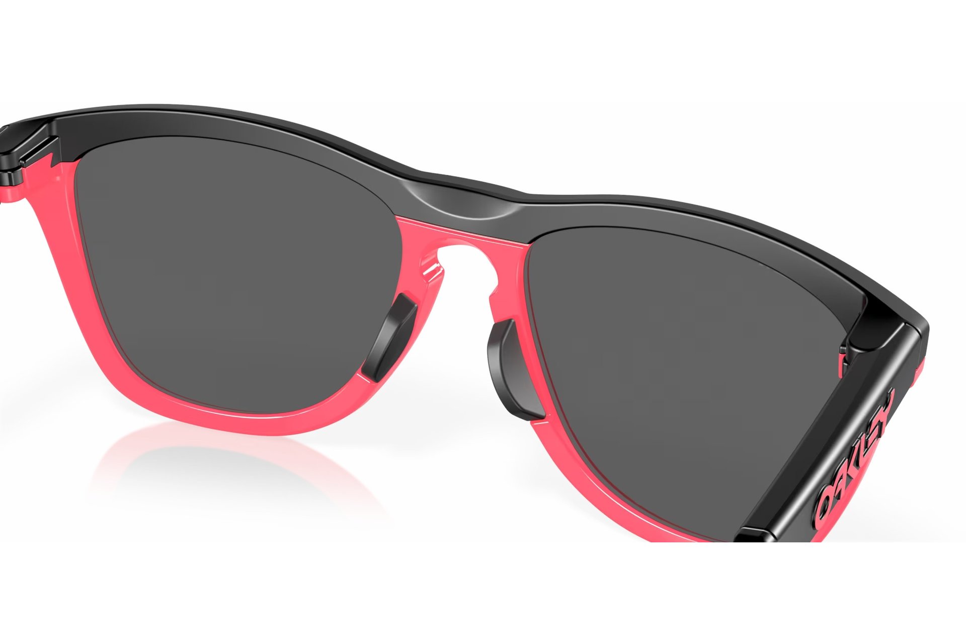 Oakley Frogskins Hybrid Matte Black/Neon Pink - Prizm Black