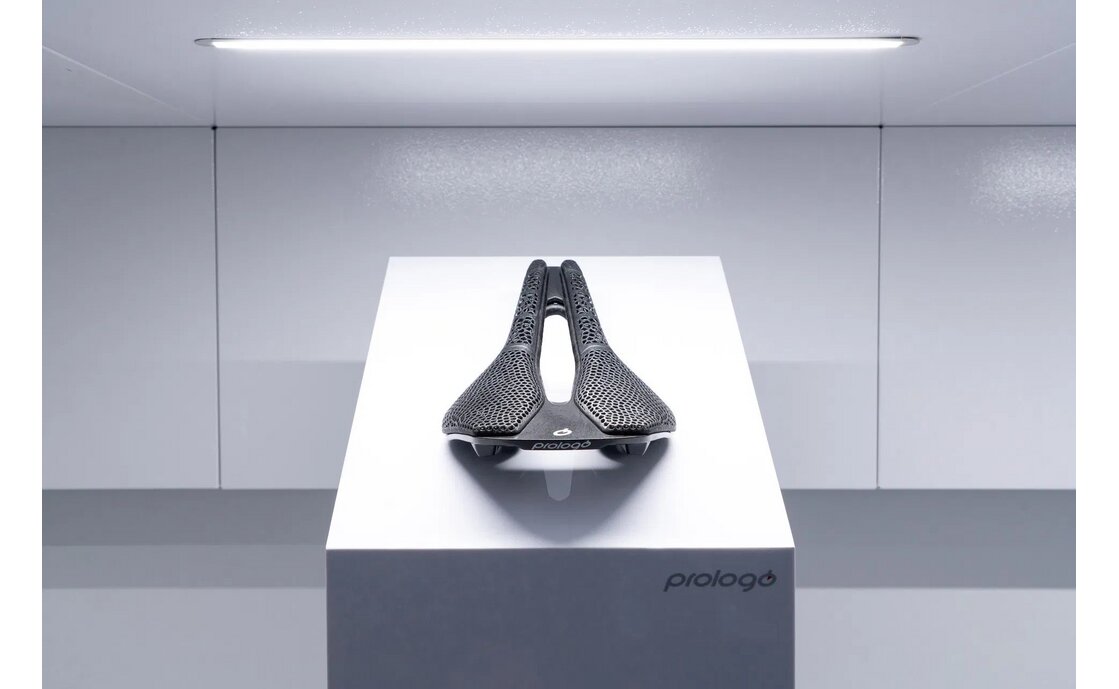 Prologo Sattel Nago R4 Pas 3DMSS 137 Nack