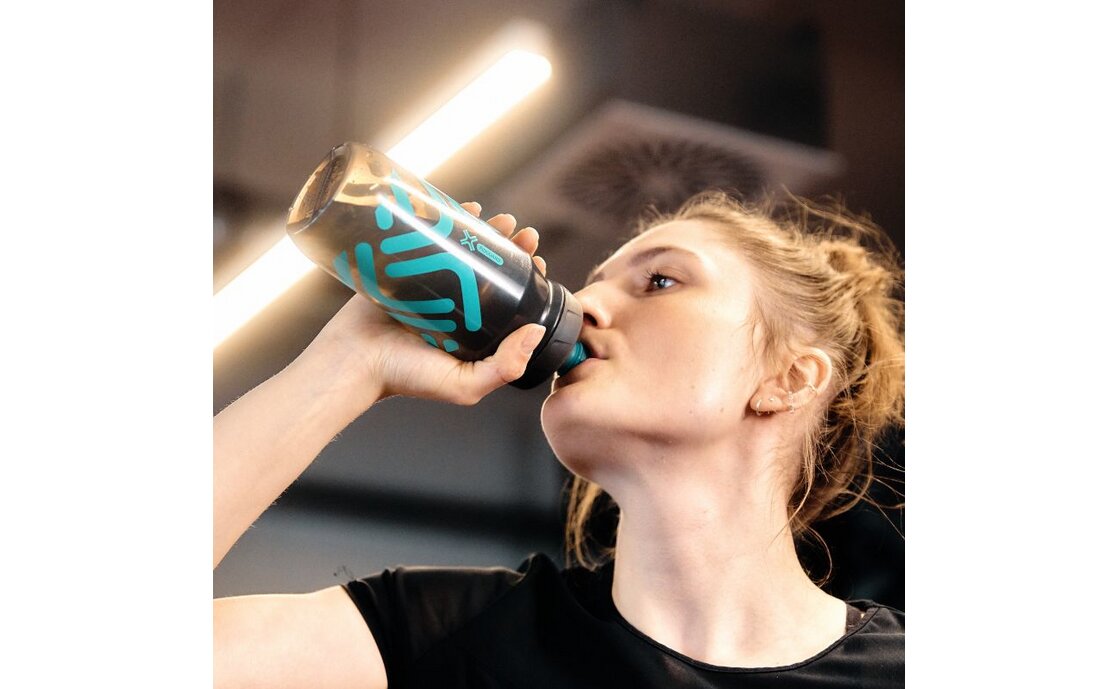 Fidlock Twist Trinkflasche 600 antibacterial mit Bike Base Halter