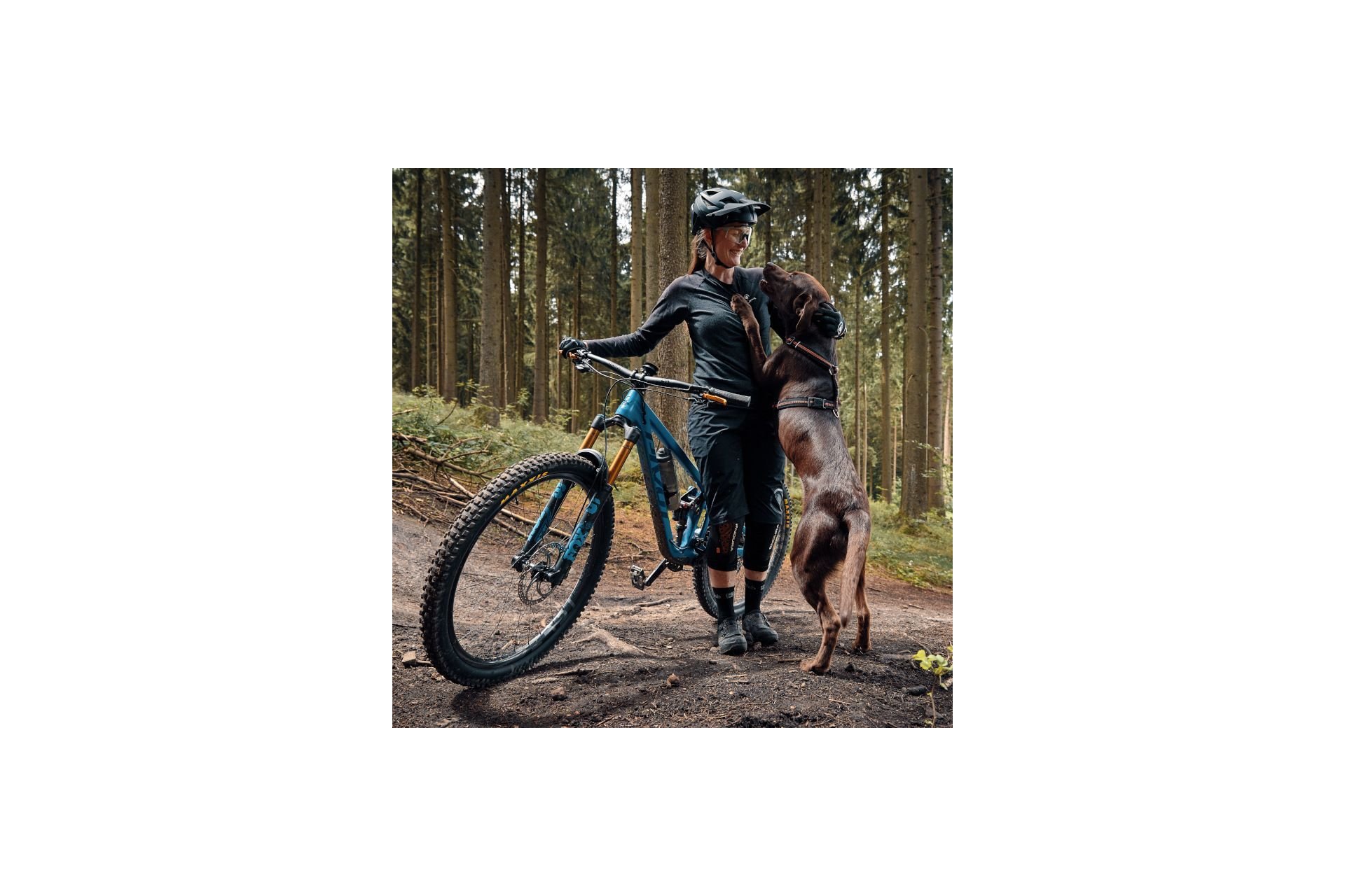 Fidlock Twist Trinkflasche 800 antibacterial mit Bike Base Halter