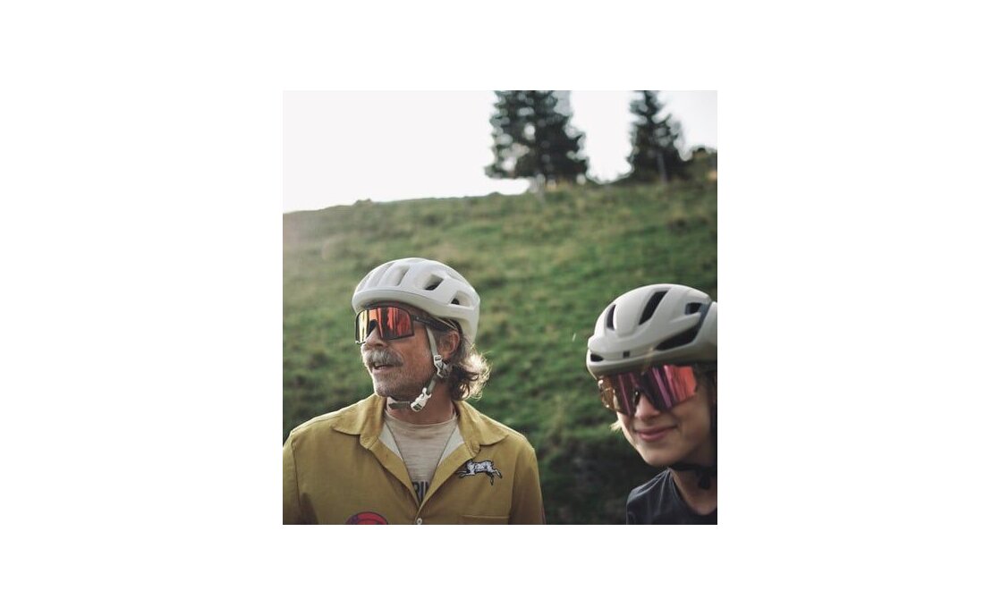CHPO Henrik Photochromic Black - Red Photocromic