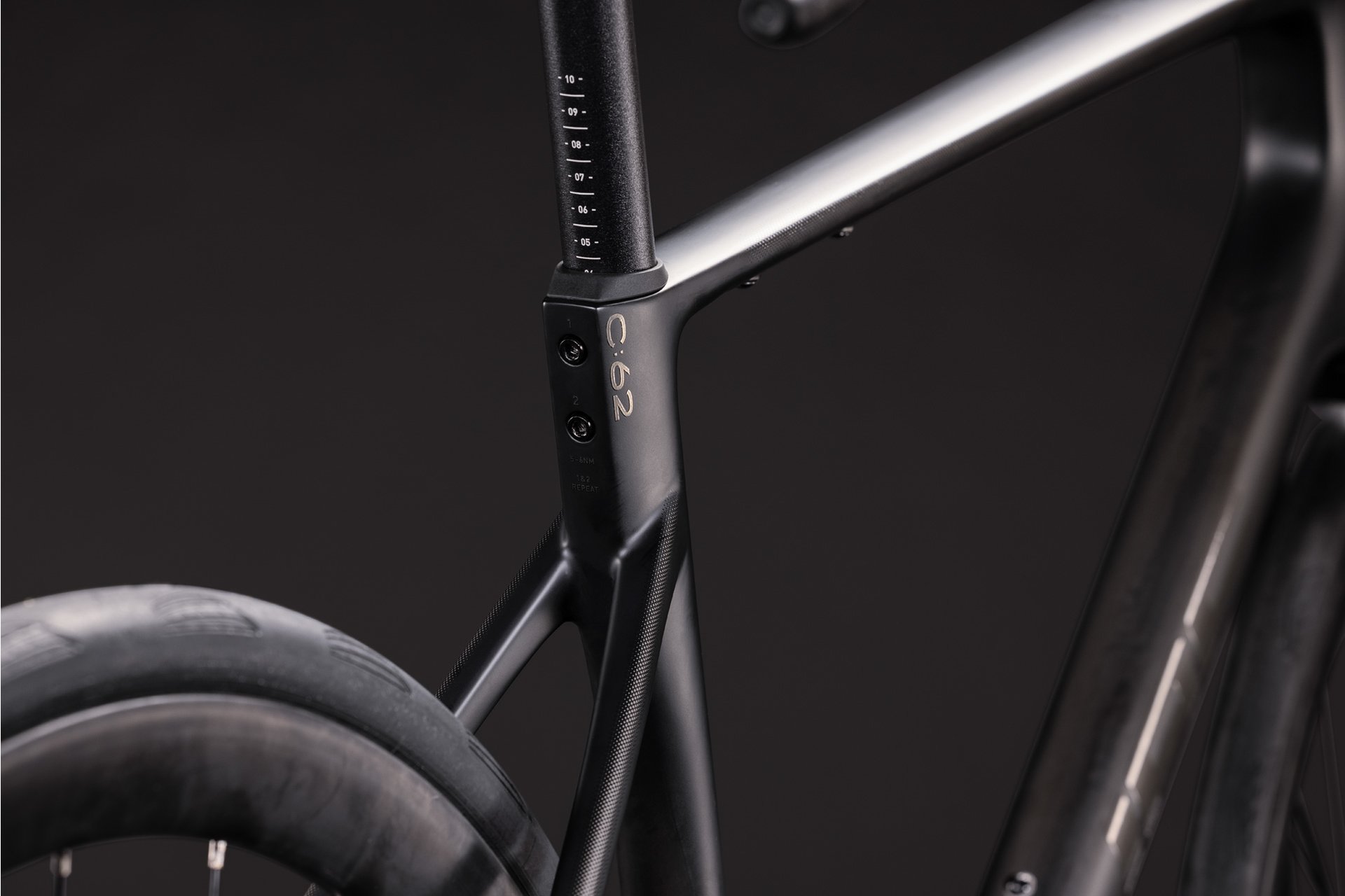 Cube Attain C:62 Race - 28 Zoll - Diamant - 2027
