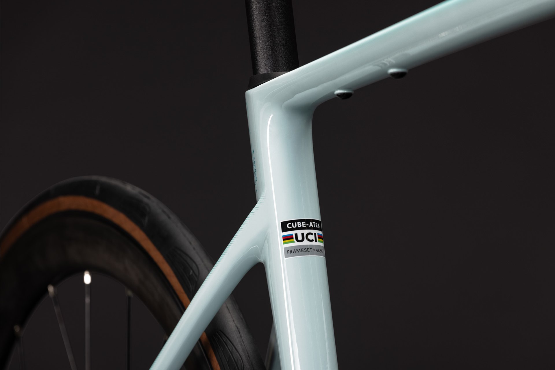 Cube Attain C:62 Race - 28 Zoll - Diamant - 2027