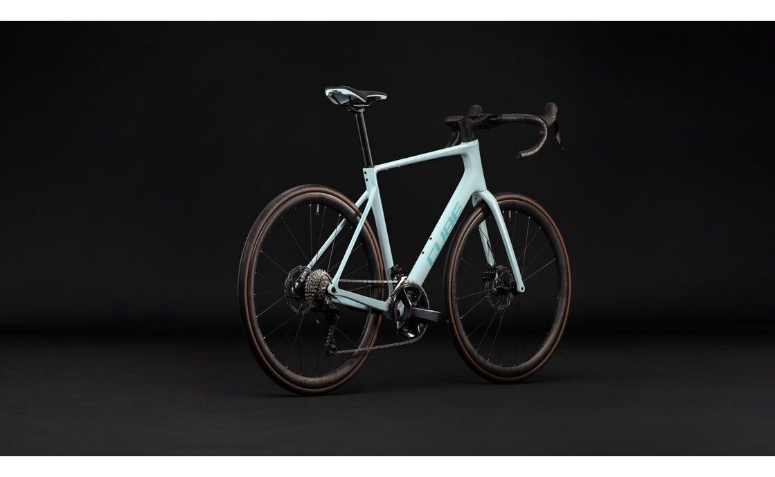 Cube Attain C:62 Race - 28 Zoll - Diamant - 2027