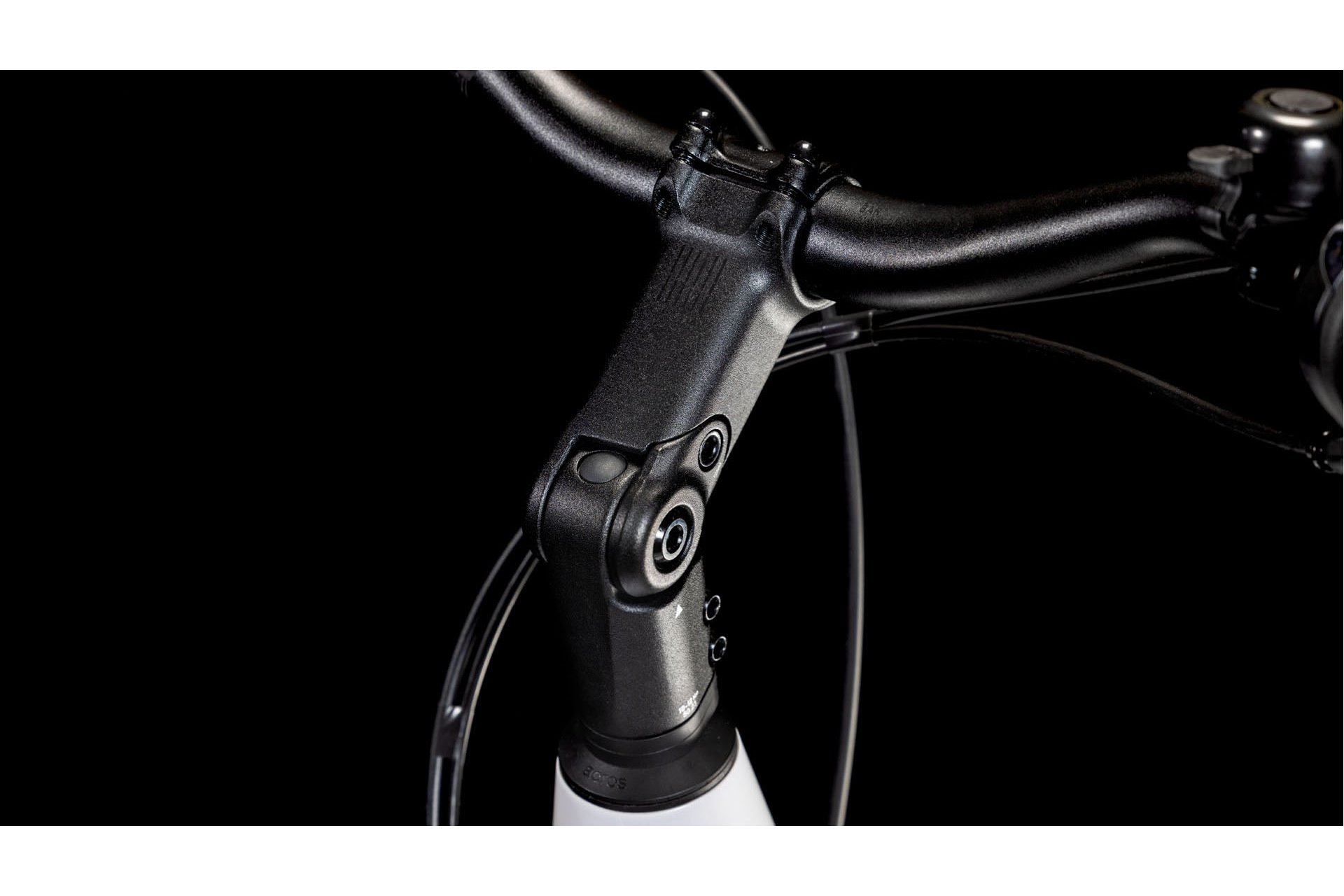 Cube Supreme Hybrid Comfort ONE 500 - 500 Wh - 28 Zoll - Tiefeinsteiger - 2025