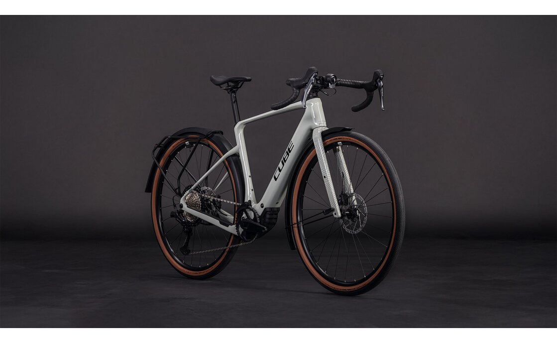 Cube Nuroad Hybrid C:62 Race 400X FE - 400 Wh - 28 Zoll - Diamant - 2026