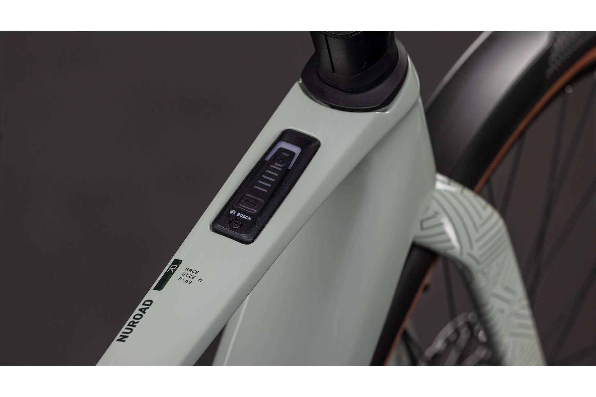 Cube Nuroad Hybrid C:62 Race 400X FE - 400 Wh - 28 Zoll - Diamant - 2026