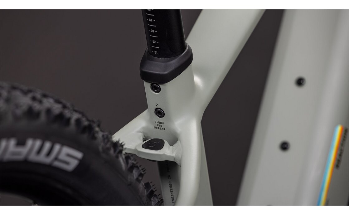 Cube Reaction Hybrid SLT 800 - 800 Wh - 27,5 Zoll - Diamant