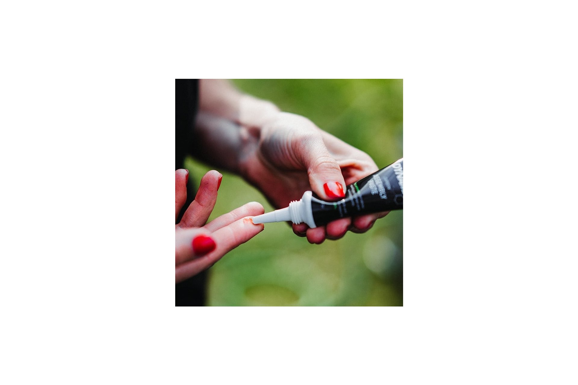 Dynamic Carbon Montagepaste - 5g