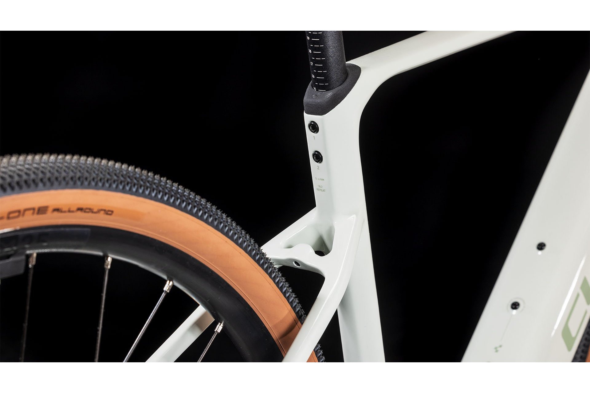 Cube Nuroad Hybrid C:62 Race FE 400X - 400 Wh - 28 Zoll - Diamant - 2025