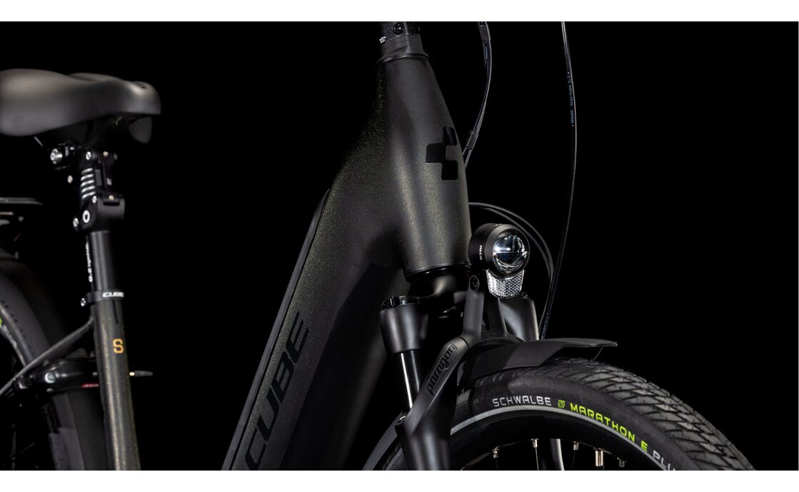 Cube Supreme Hybrid Deluxe SLT 625 - 625 Wh - 28 Zoll - Tiefeinsteiger - 2025