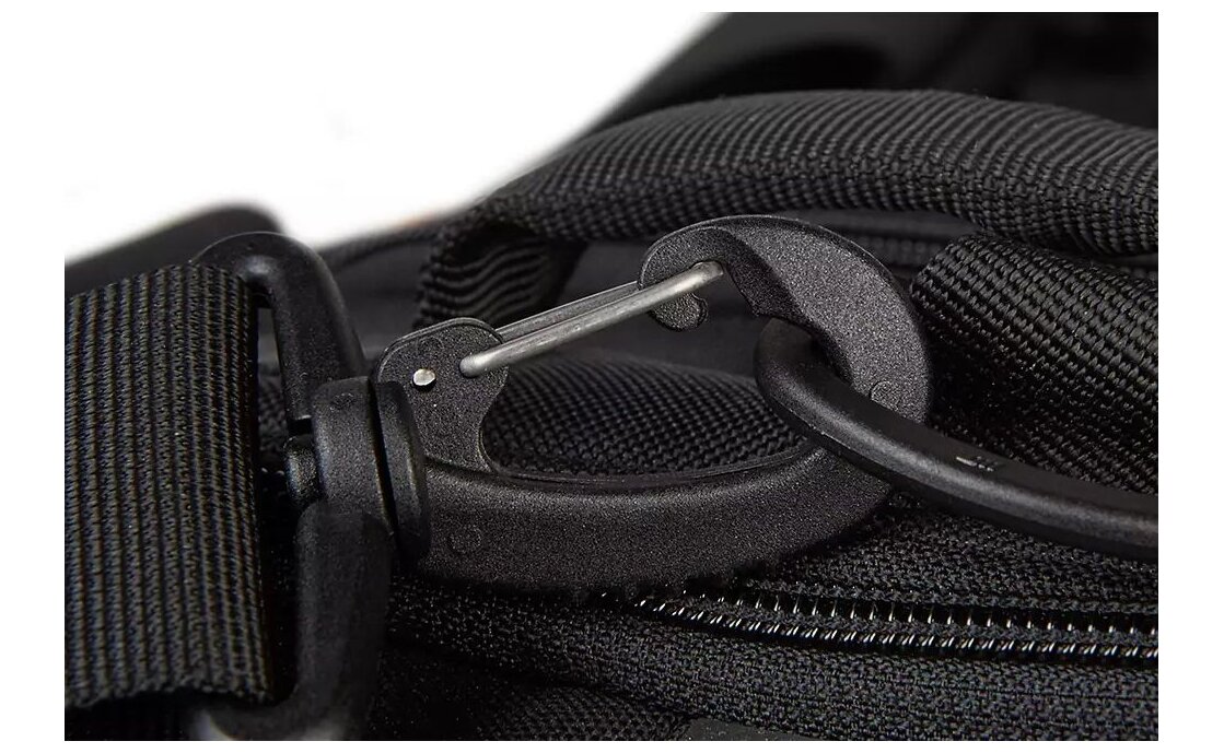 Fox Podium - Black