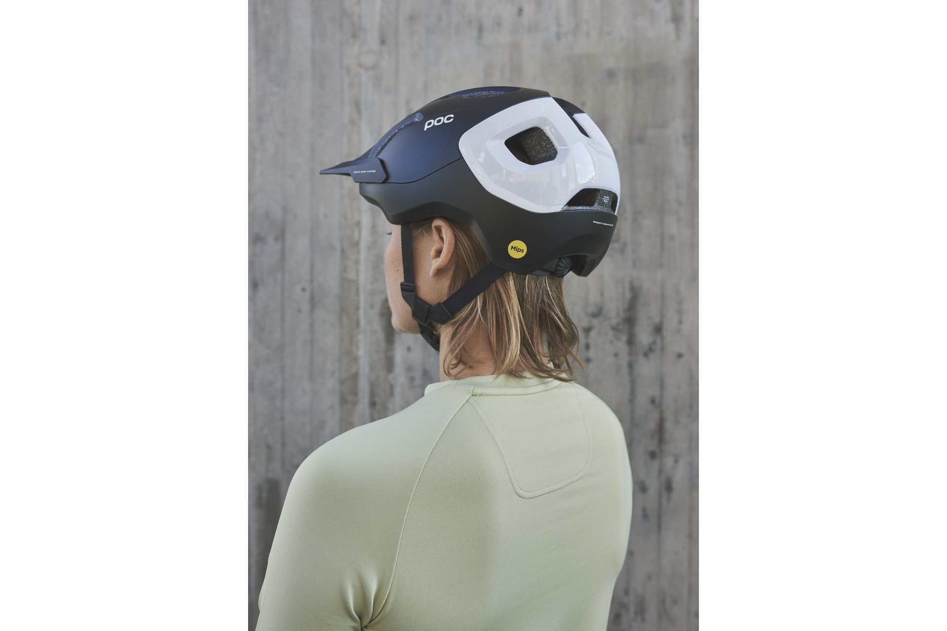POC Axion Race MIPS