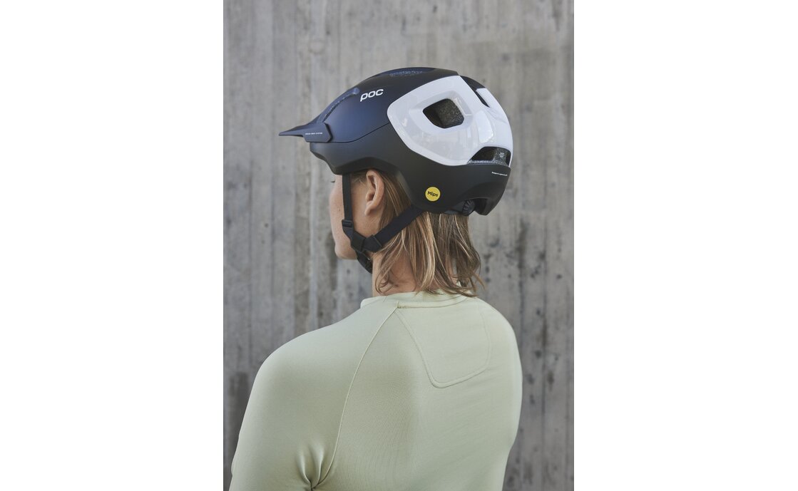 POC Axion Race MIPS