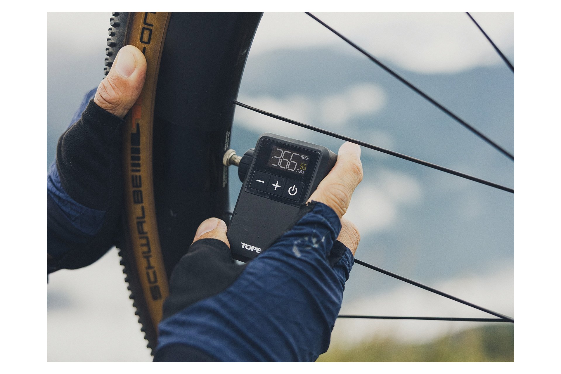 Topeak E-Booster Digital Mini elektrische Minipumpe