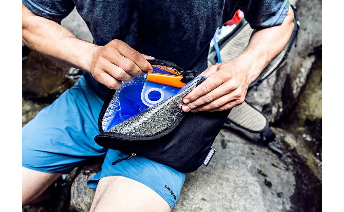 Ortlieb Atrack Hydration-System, Trinkblase isoliert