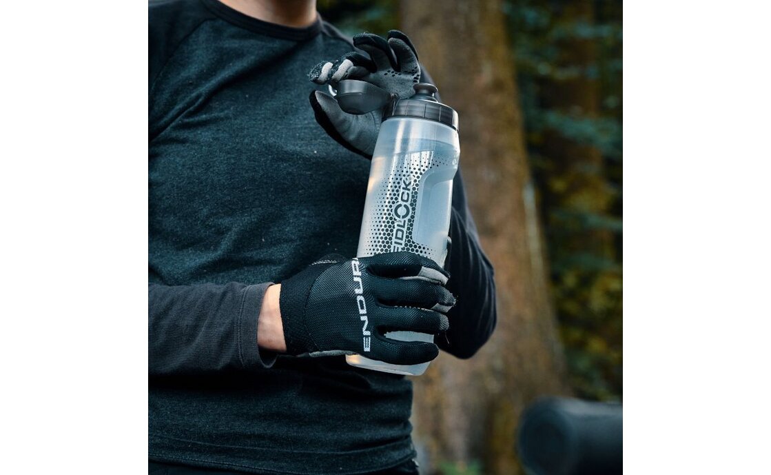 Fidlock Twist Trinkflasche 800 mit Bike Base Flaschenhalter