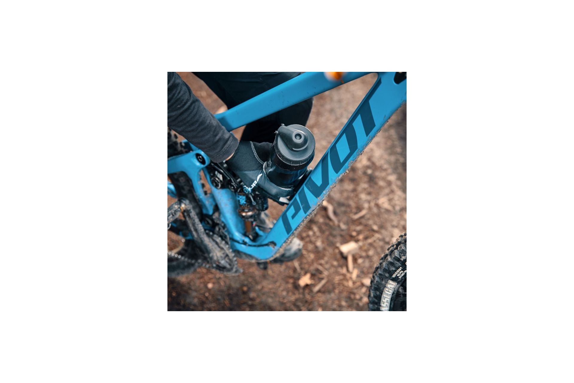 Fidlock Twist Trinkflasche 800 mit Bike Base Flaschenhalter