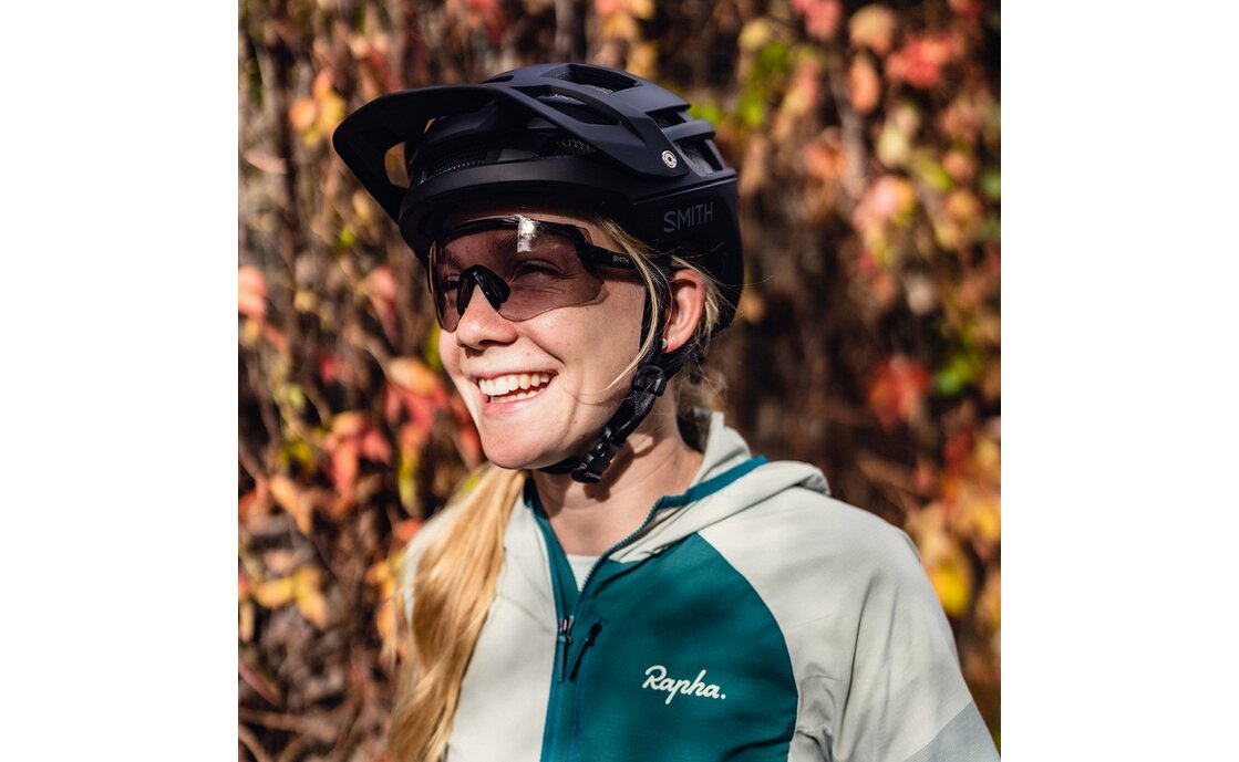 Smith Momentum Black - Photochromic Clear To Gray