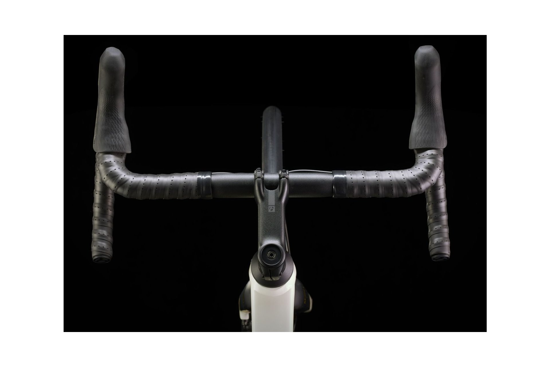 Trek Domane AL 4 Gen 4 - 28 Zoll - Diamant - 2026