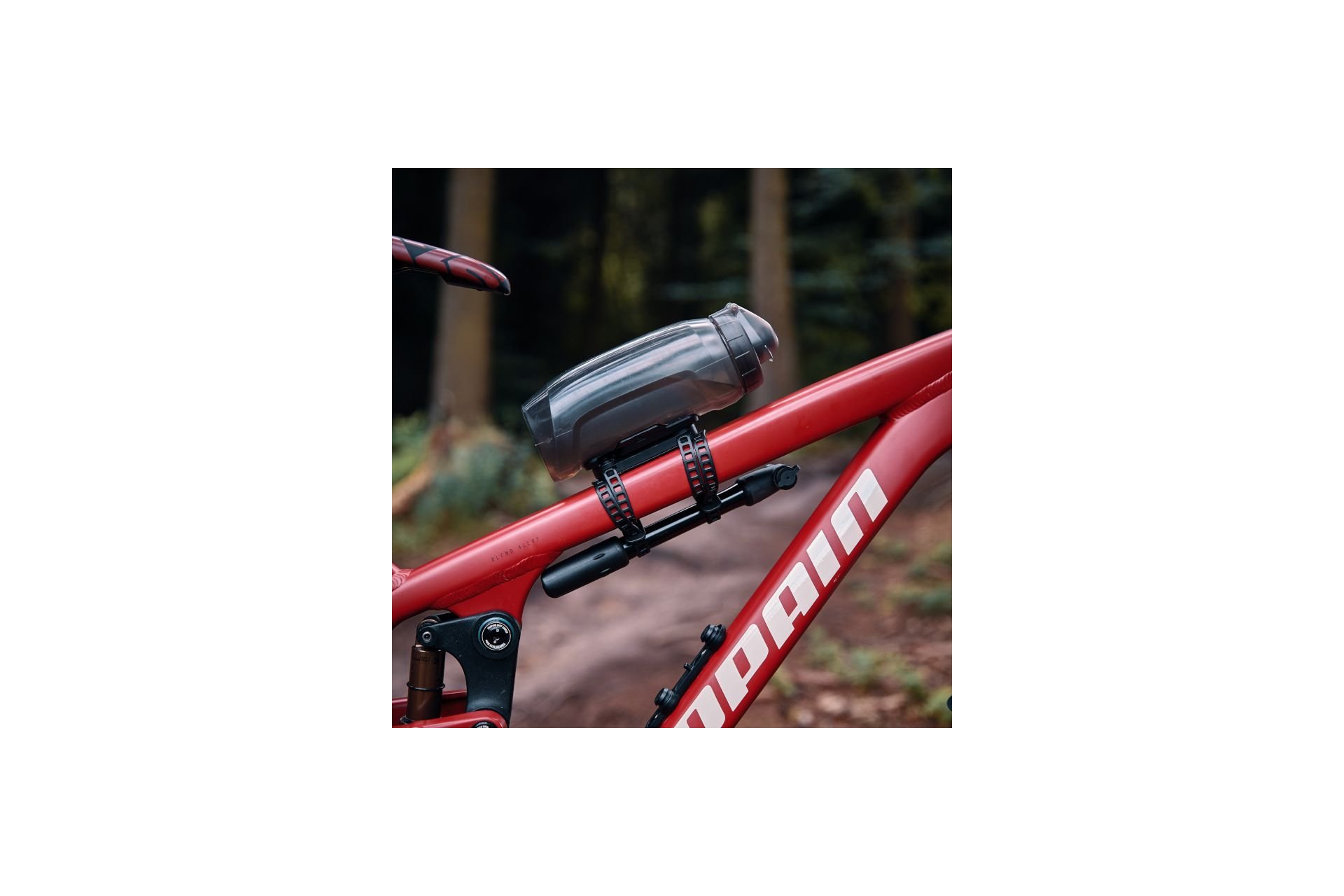 Fidlock Twist Trinkflasche 590 mit Uni Base Flaschenhalter