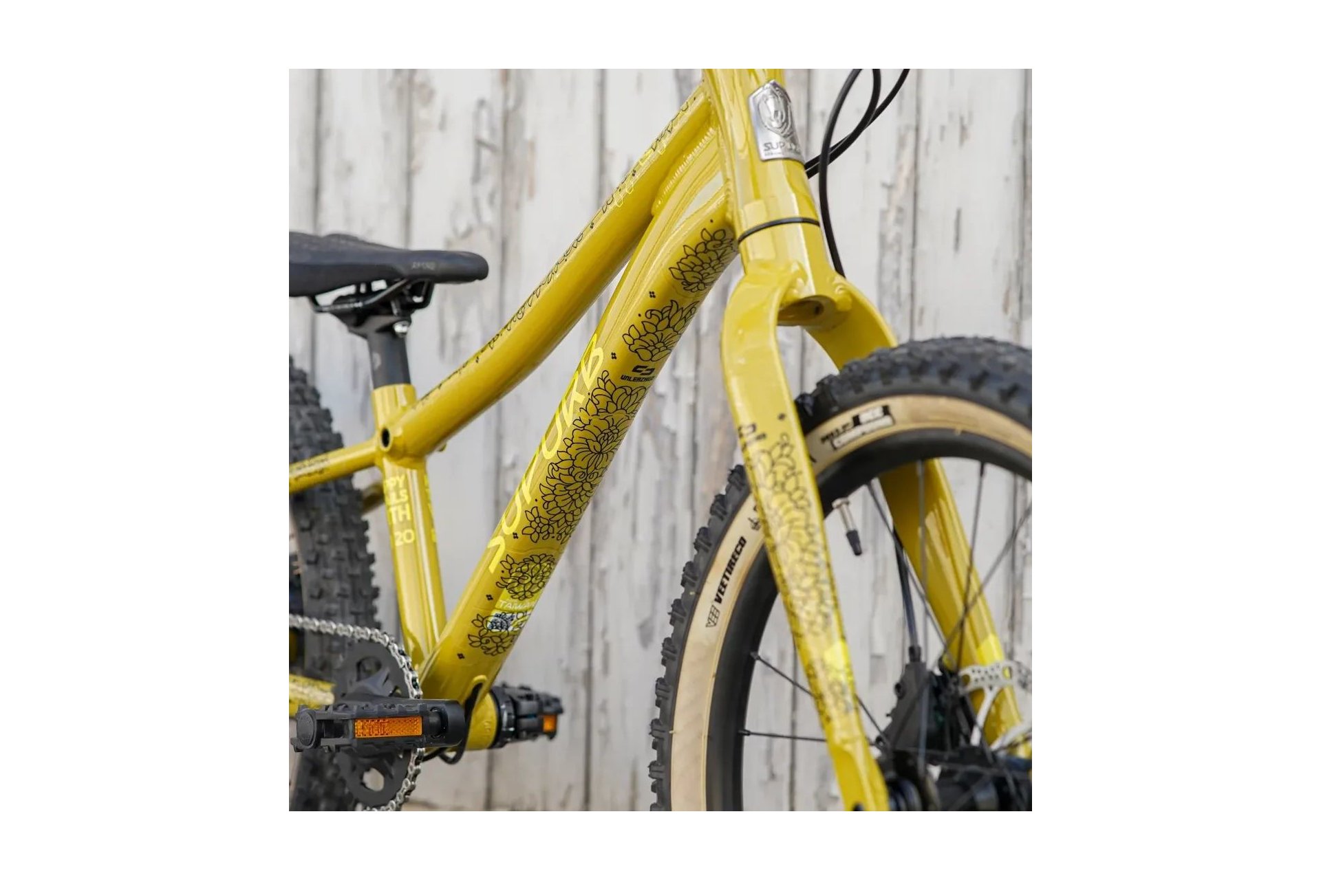 Unleazhed Rahmenschutzfolie Kids BPK01 Filigree black glossy