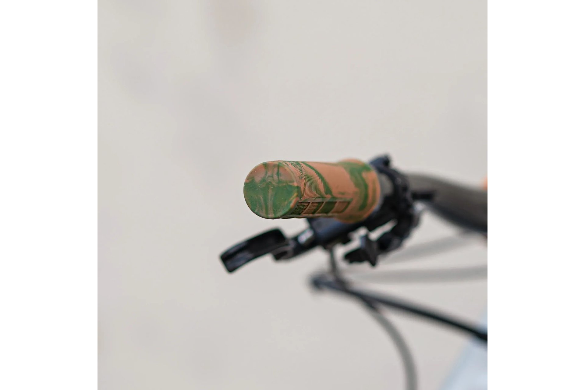 Unleazhed GRIP-G1 MTB Griffe Lock-On