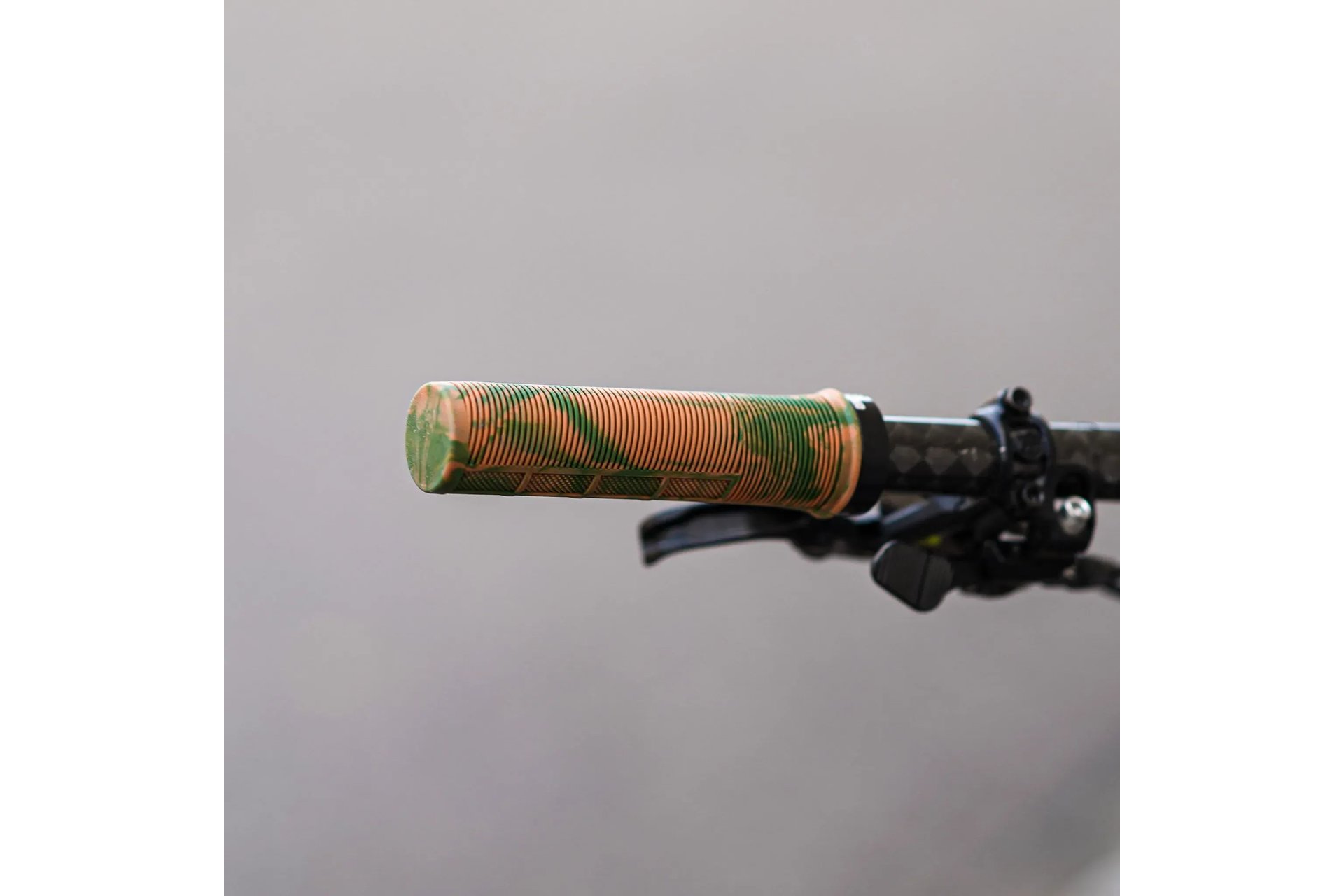Unleazhed GRIP-G1 MTB Griffe Lock-On