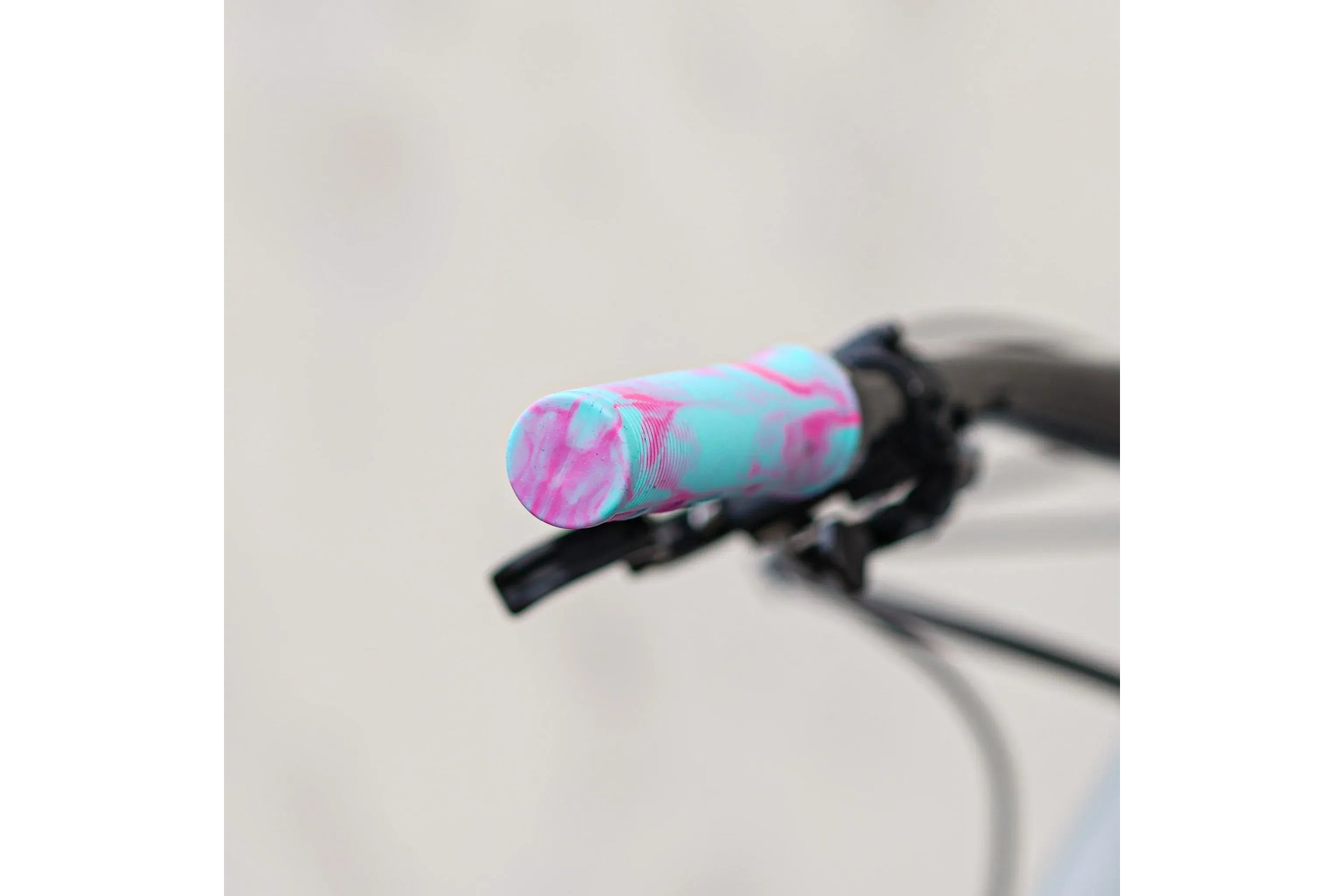 Unleazhed GRIP-G1 MTB Griffe Lock-On