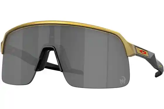 XXL Sale % - Oakley Sutro Lite Olympic Gold/Prizm Black - Patrick Mahomes Collec
