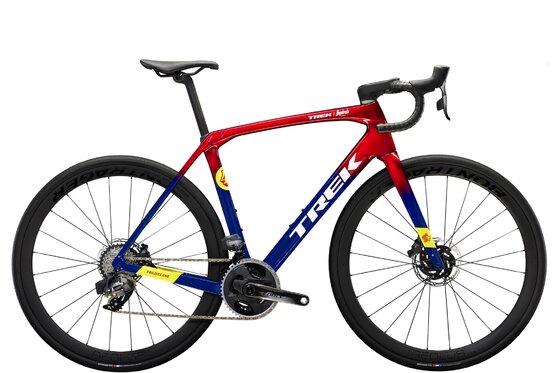 Trek - Rennräder - Trek Domane SLR 7 eTap Gen 4 - 2023 - 28 Zoll - Diamant