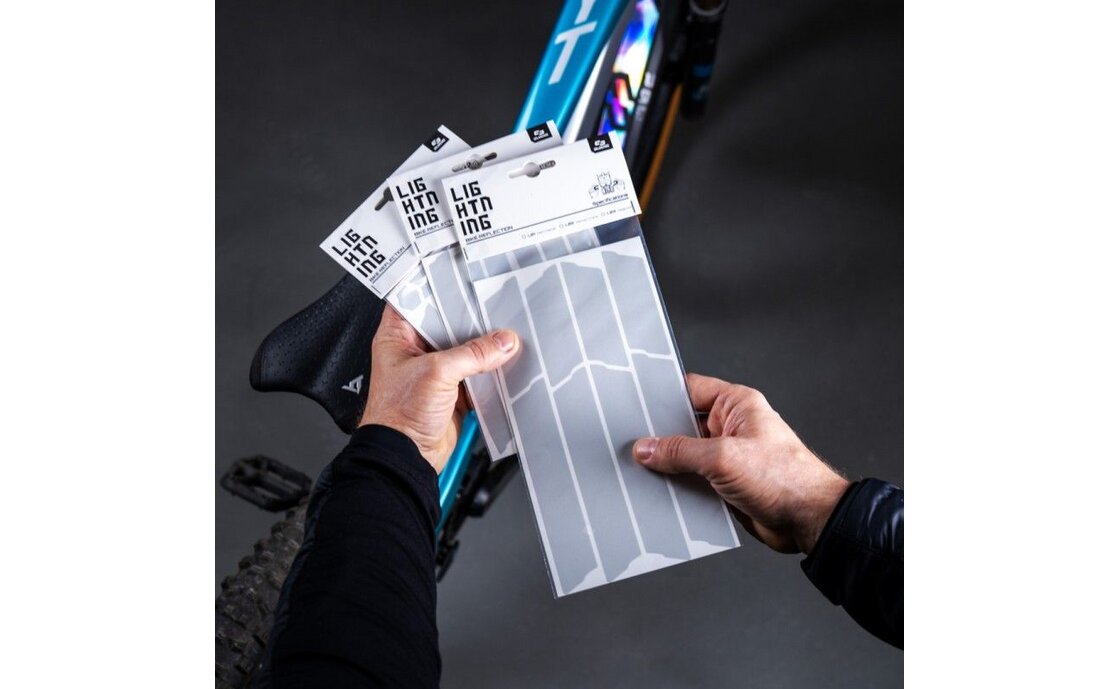 Unleazhed Lightning L02 Rahmen Reflektoren Set