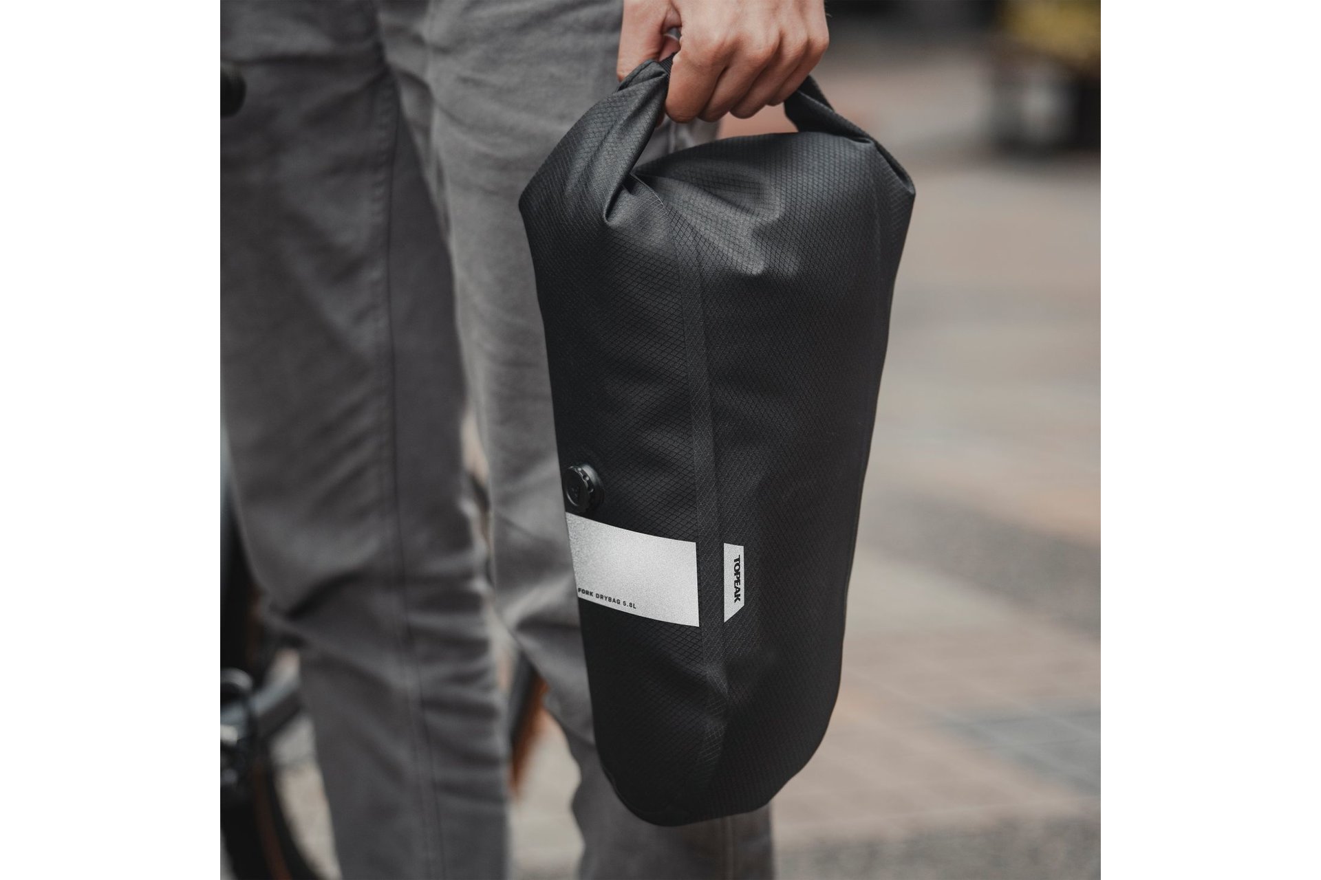 Topeak QR Fork Dry Bag, wetterfest mit Halterung - 5,8L