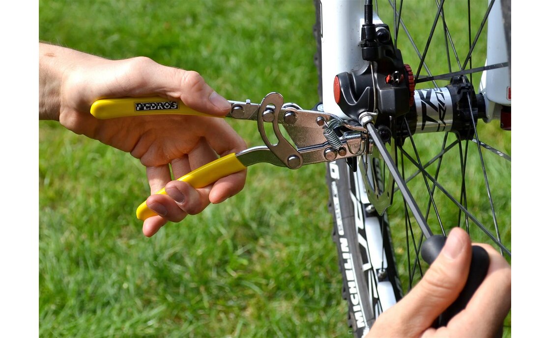 PEDROS Bowdenzugspanner