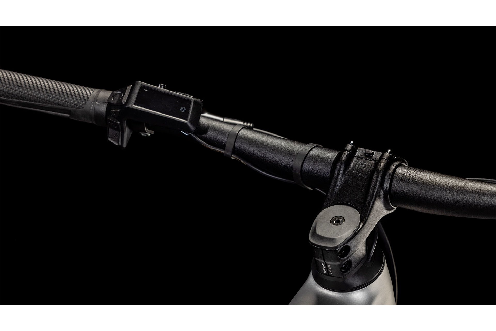 Cube Reaction Hybrid ONE 600 - 600 Wh - 27,5 Zoll - Diamant