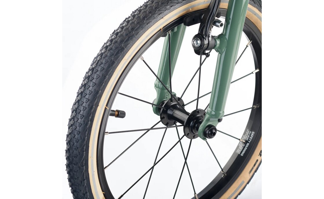 Academy Grade 3 - 16 Zoll - Diamant - 2026