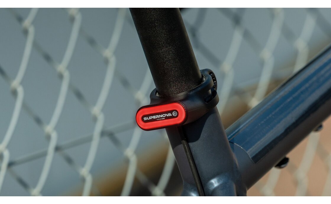 Supernova TL3 Mini Seatpost Clamp Sattelklemmen Rücklicht - 6V