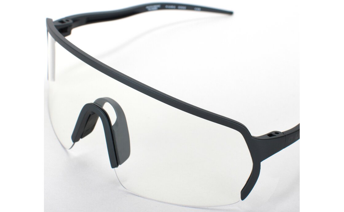 OUTOF Piuma Black / Photochromic