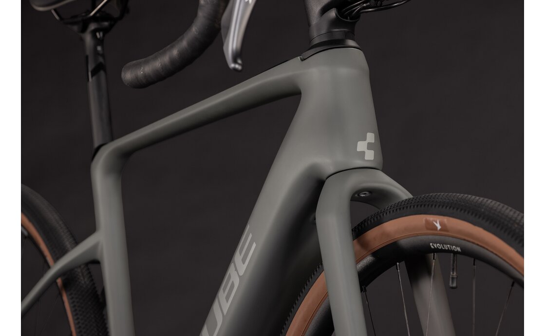 Cube Nuroad Hybrid C:62 Race 400X - 400 Wh - 28 Zoll - Diamant - 2027