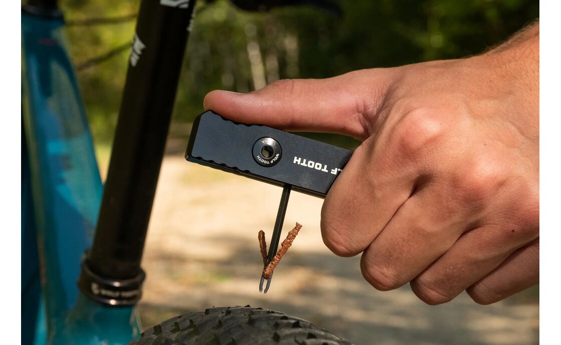 Wolftooth 8-Bit Kit Two Multitool