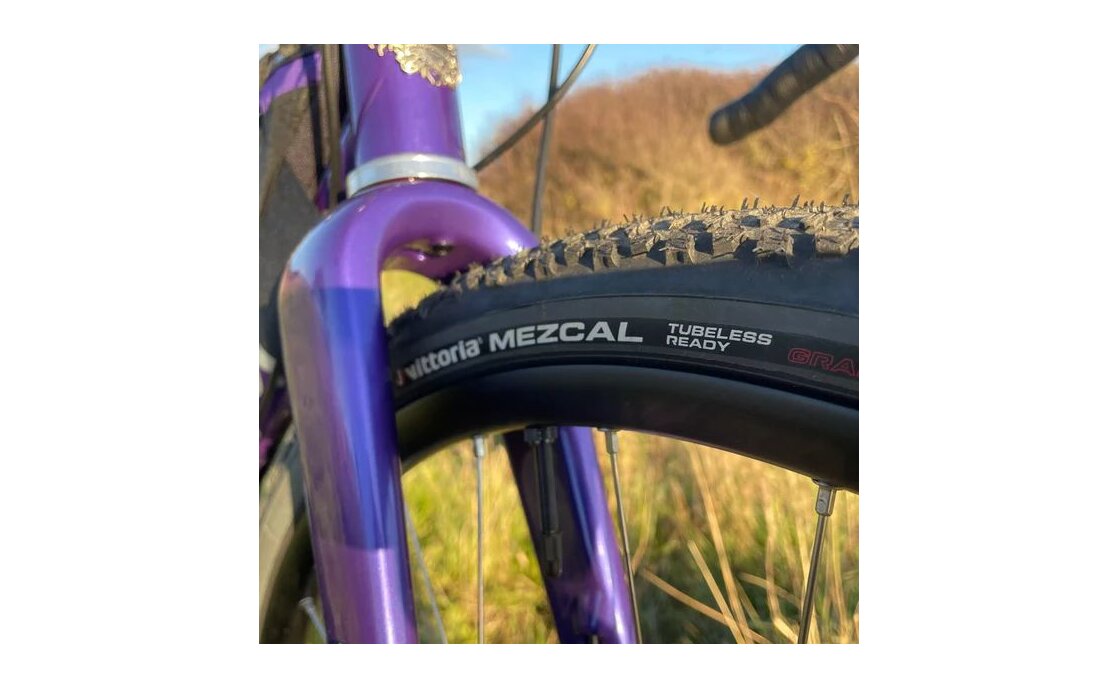 VITTORIA Mezcal Gravel Endurance 700x44C TLR Graphene 2.0